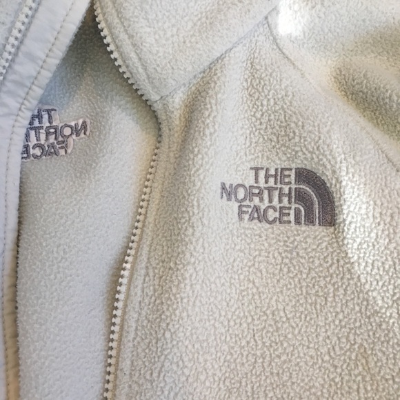 The North Face Fleece Jacket - Picture 2 of 6